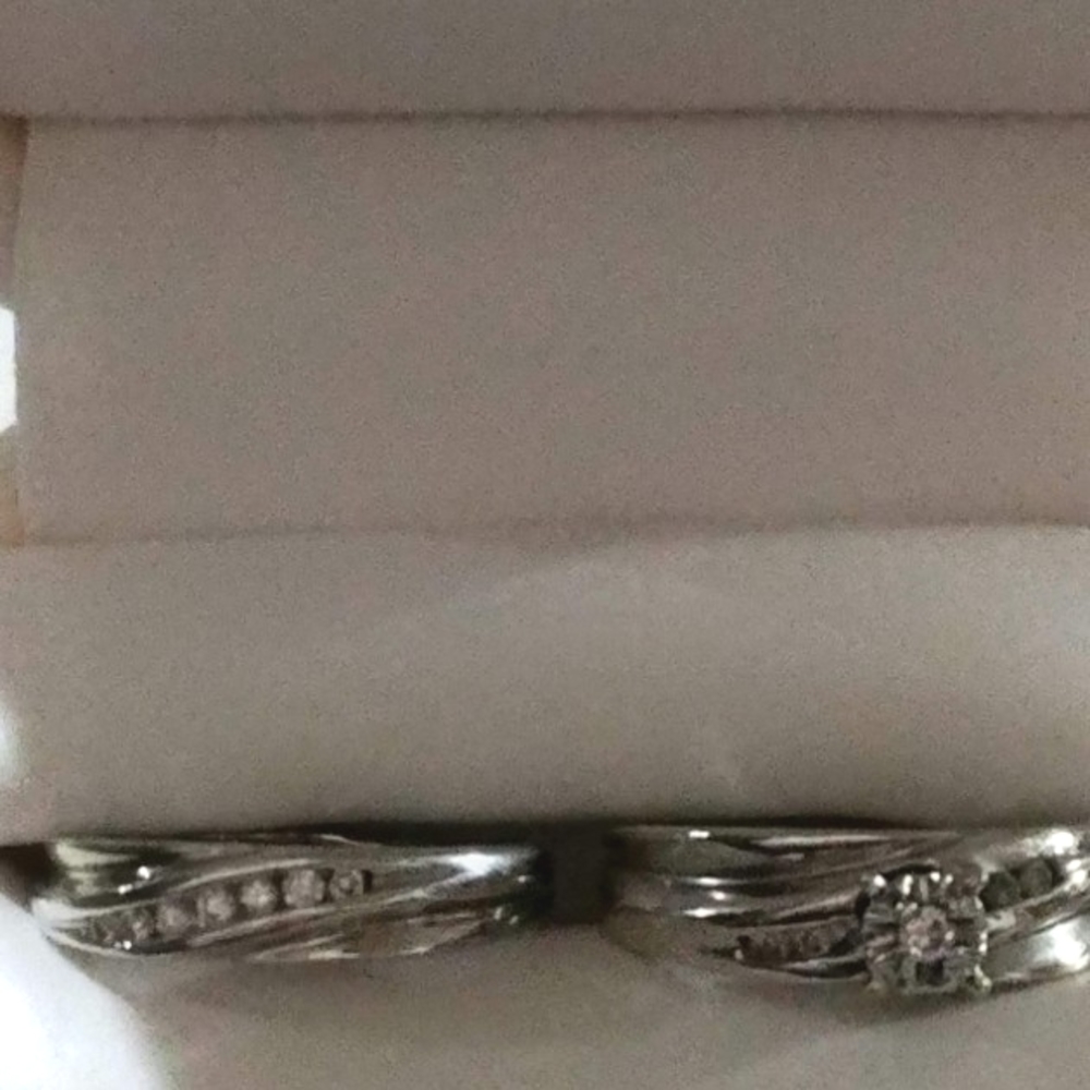 Diamond wedding rings